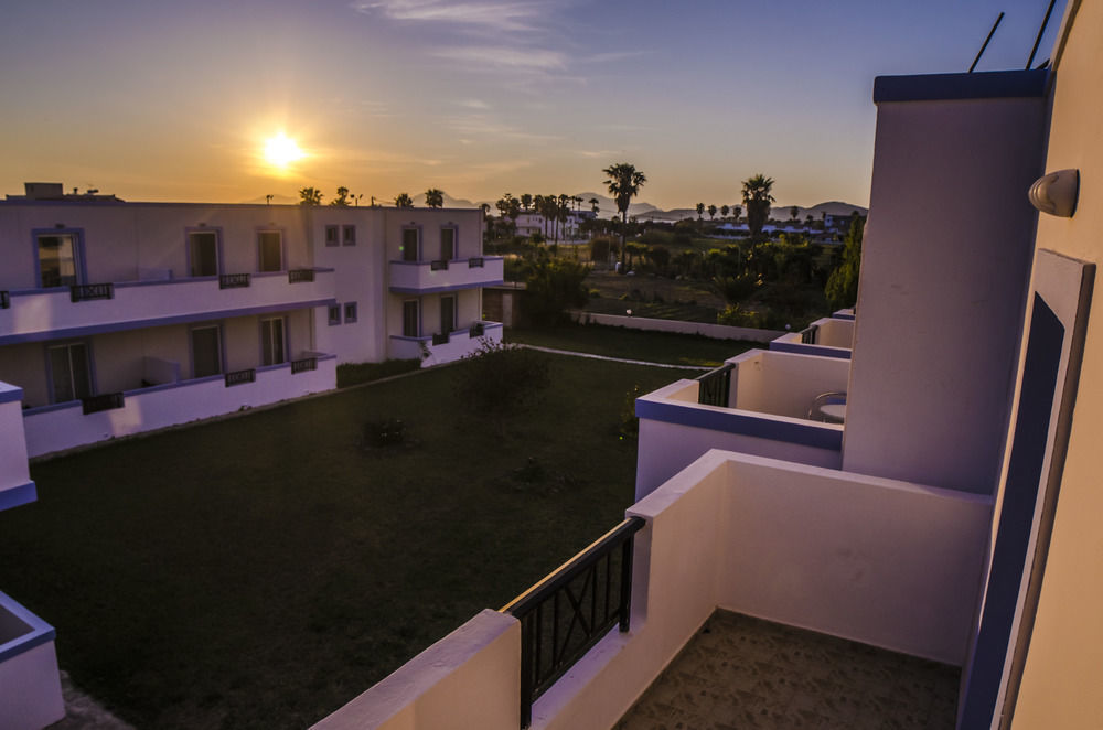 Sunshine Hotel Tigaki Luaran gambar